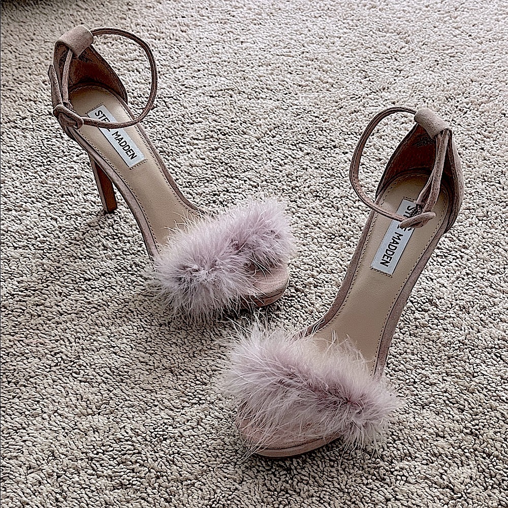 Steve Madden Lavender Feathered Peeptoe Heels